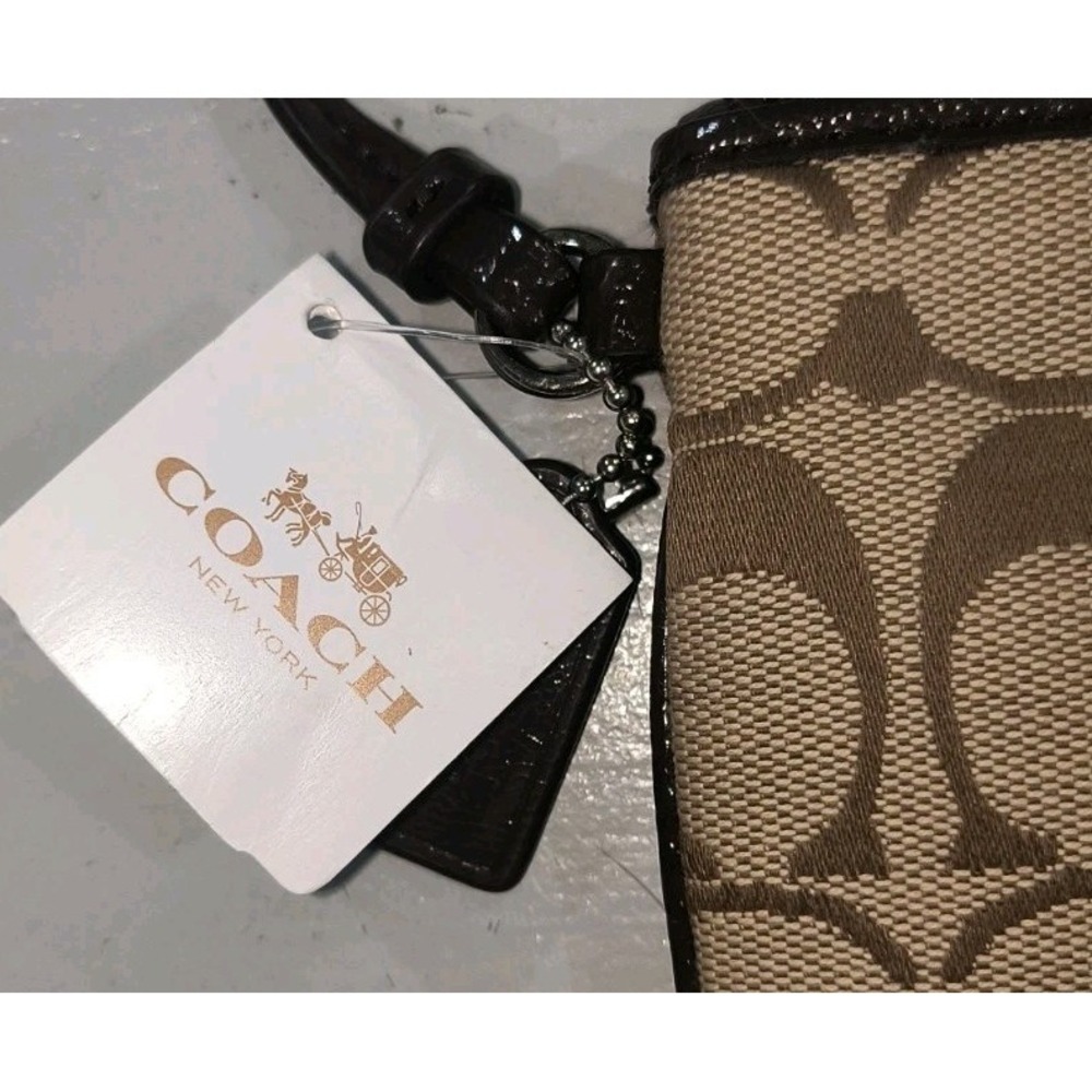 Coach Wristlet Wallet Signature Stripe Brown New With Tags F51158 - Picture 5 of 7